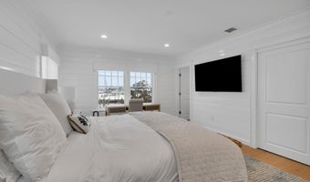 564 Lake Ave, Bay Head, NJ 08742