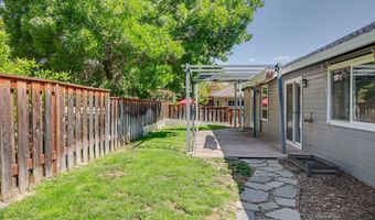 935 Cypress Point Loop, Ashland, OR 97520