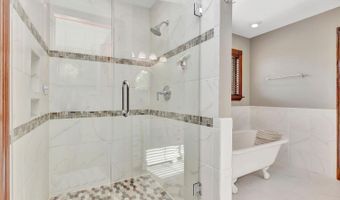 18321 Marlowes Dr, Aurora, IN 47001