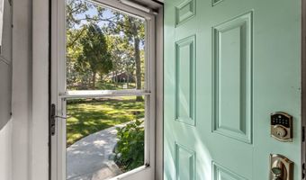 20 Roundhouse Rd 20, Bourne, MA 02532