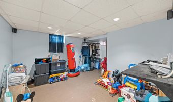 51 E 14TH St, Bayonne, NJ 07002
