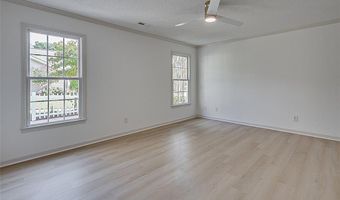 386 Sherwood Oaks Dr, Asheboro, NC 27205