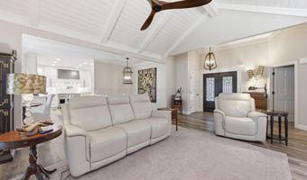 591 LAKE POINTE Dr, Arley, AL 35541