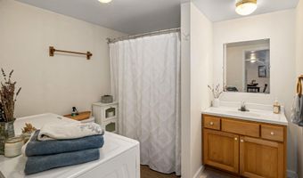 73 Jeff Hts, Cambridge, VT 05464
