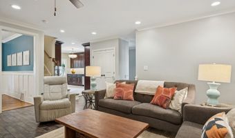 215 W Fremont St, Arlington Heights, IL 60004