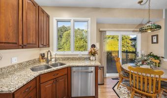 1041 Dogwood Meadows Dr SE, Ada, MI 49301