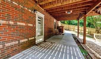 834 BURNING TREE Trl, Alabaster, AL 35007