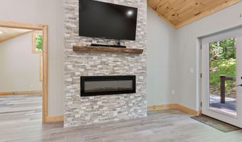 2052 Granny Squirrel Dr, Andrews, NC 28901