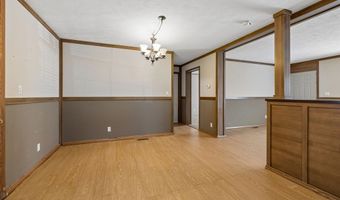 89 Poplar Dr, Beech Grove, TN 37018