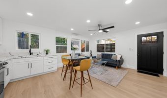 7118 Stanford Ave, La Mesa, CA 91942