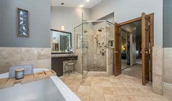 639 Wood Fern Dr, Ballwin, MO 63021