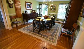 13 Cozy Ln, Cumberland, RI 02864