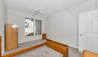 2004 PEGGY STEWART Way 204, Annapolis, MD 21401