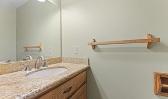 16808 NW YORKTOWN Dr, Beaverton, OR 97006