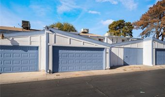 4071 Village Sq, Las Vegas, NV 89121