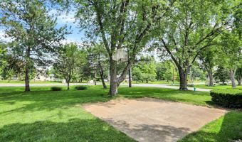 8014 Jeff Rd, Indianapolis, IN 46217