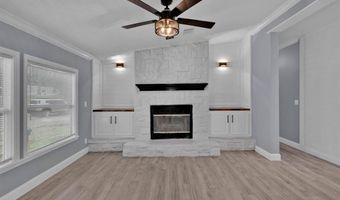 520 Calvin Dr, Benton, LA 71006