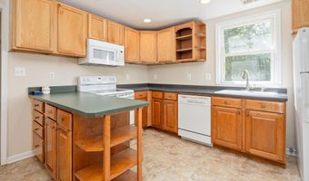 17308 QUEEN ANNE BRIDGE Rd, Bowie, MD 20716