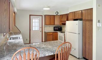 32 Starr Rd, Colchester, CT 06415