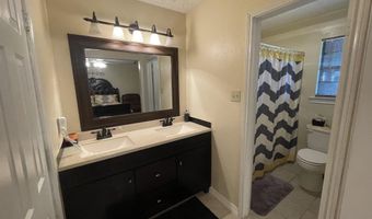 3738 Redlands Dr, Baton Rouge, LA 70814