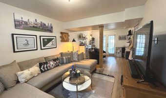 2120 S LOWELL St, Arlington, VA 22204