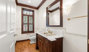 1505 Edgewater Ave, Arden Hills, MN 55112