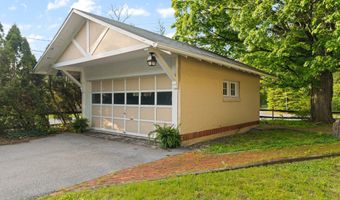 3409 Oak Ln, Altoona, PA 16602