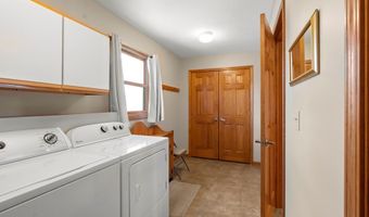 852 Stone Creek Blvd, Ashland, OH 44805