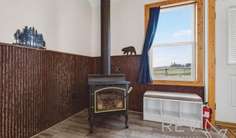 745 Southfork Rd, Cody, WY 82414