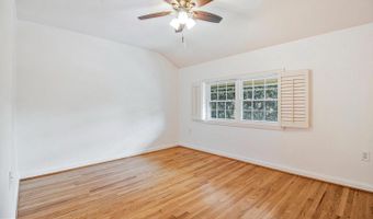 3763 KELLER Ave #111, Alexandria, VA 22302