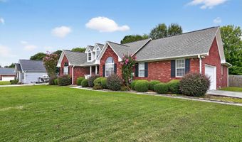 82 Drury Ln, Albertville, AL 35950