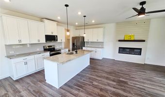 1602 Governors Blvd, Heath, TX 75126