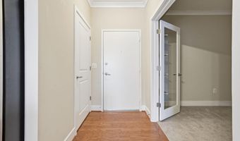 815 N PATRICK St 406, Alexandria, VA 22314