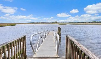 452 DUTTON ISLAND Rd W, Atlantic Beach, FL 32233