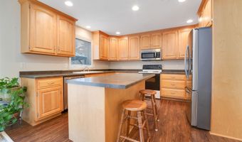 420 E FERNWOOD Ln, Appleton, WI 54913