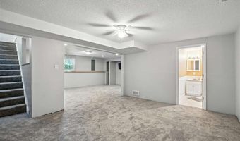 200 Juniper Ct, North Liberty, IA 52317
