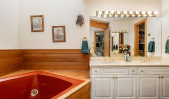 601 Deer Blvd B, Avon, CO 81620