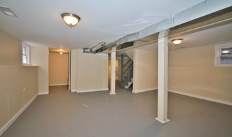 7154 S Honore St, Chicago, IL 60636