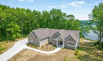 1663 Fairview Dr, Allegan, MI 49010