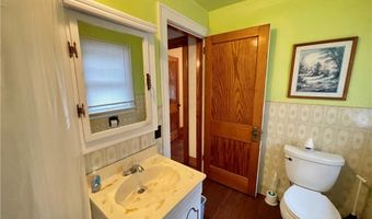 249 Malacca St, Akron, OH 44305
