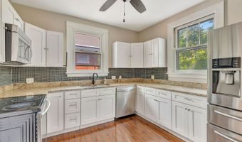 4367 Ridgeview Ave, Cincinnati, OH 45238