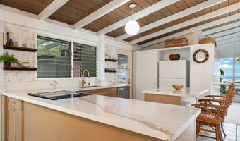 2342 Ahapule St, Pearl City, HI 96782