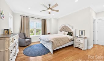 25 W Haven Dr, Arden, NC 28704
