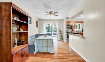 116 Homestead Ln 116, Brookfield, CT 06804