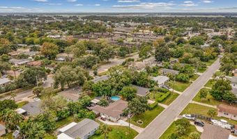 885 BONITA Rd, Atlantic Beach, FL 32233