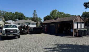 131 Hickory Ave, Bergenfield, NJ 07621