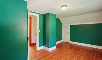 108 Woodland Ave, Bloomfield, CT 06002