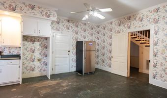1205 N Main, Abbeville, SC 29620