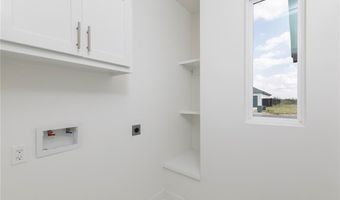 915 Pecan St, Alton, TX 78573