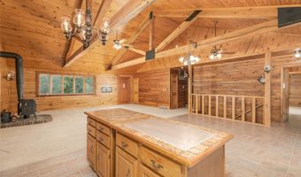 27932 337th Ct, Adel, IA 50003